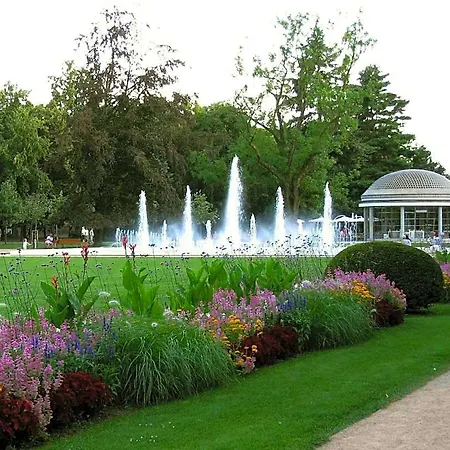 Lazensky Park 4* פודבראדי