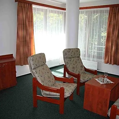 Lazensky Park Hotel 4*