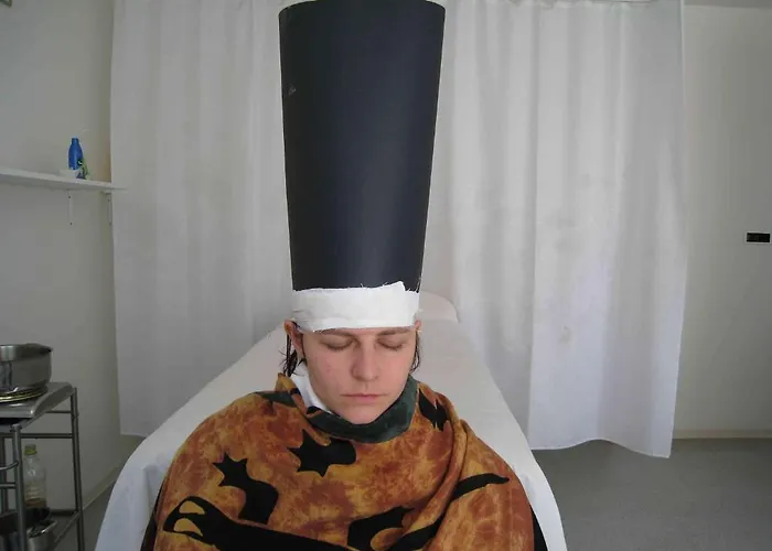 Lazensky Park מלון 4*